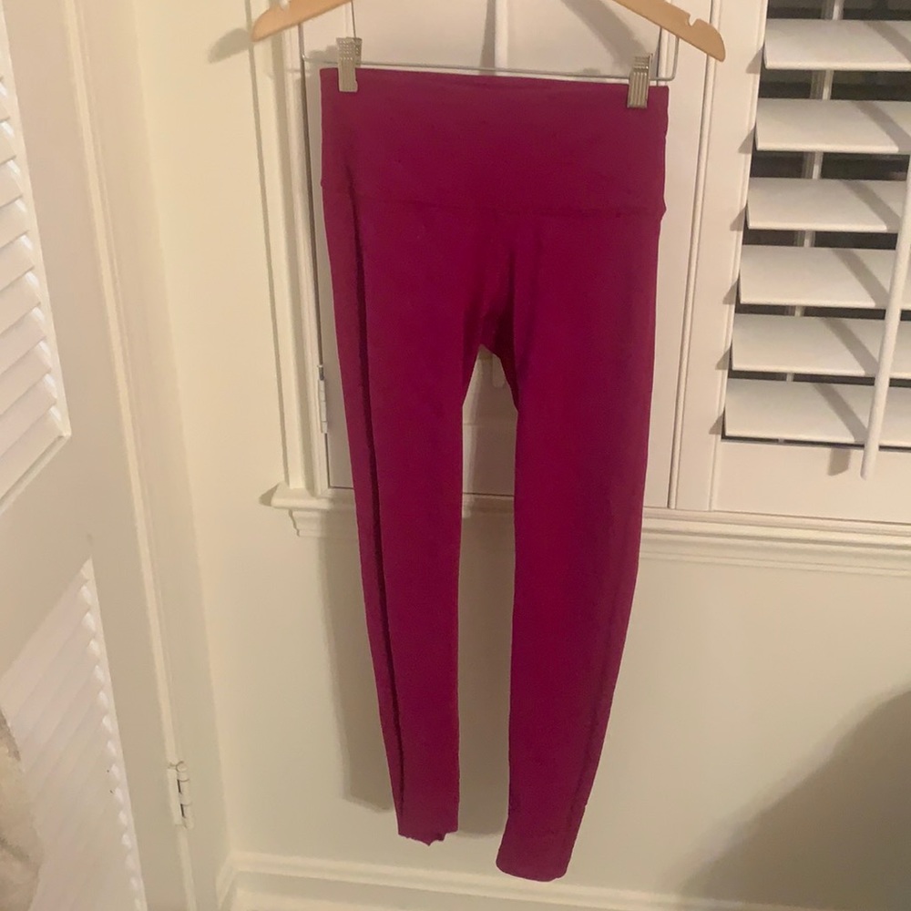 Magenta leggings